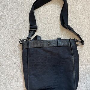 lululemon athletica Black Messenger tote Bag with leather trim